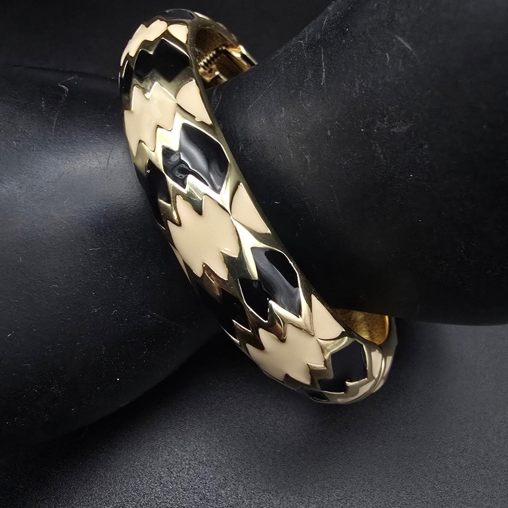 Cream Black Enamel Clamper Bangle Bracelet Gold Tone Zig Zaf